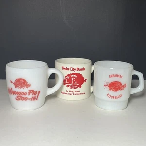3 Vintage University Of Arkansas Razorbacks White Coffee Cups 2 Milk Glass Mugs - Picture 1 of 16