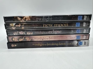 5 DVD Lot: TWILIGHT komplette SAGA ~Neumond~Eclipse~Breaking Dawn 1 & 2~10 DISCS - Bild 1 von 18