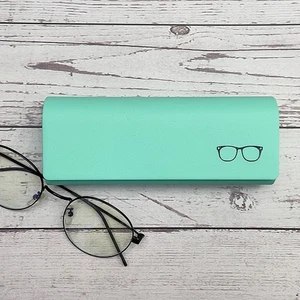 Fashionable and Practical Glasses Case with Strong Material Composition - Picture 1 of 17