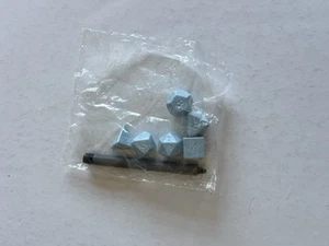 Dungeons and Dragons Set Of Dice TSR 1981 - Picture 1 of 8