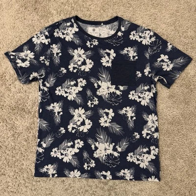 On The Byas Pocket Shirt Mens XL Blue White Short Sleeve Floral Hawaiian Tee - Image 1 of 4