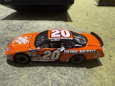 Chevrolet RCCA ELITE 1:64 Tony Stewart #20 Home Depot 2004 uno de 1440 nuevo en caja Foto 1 de 4