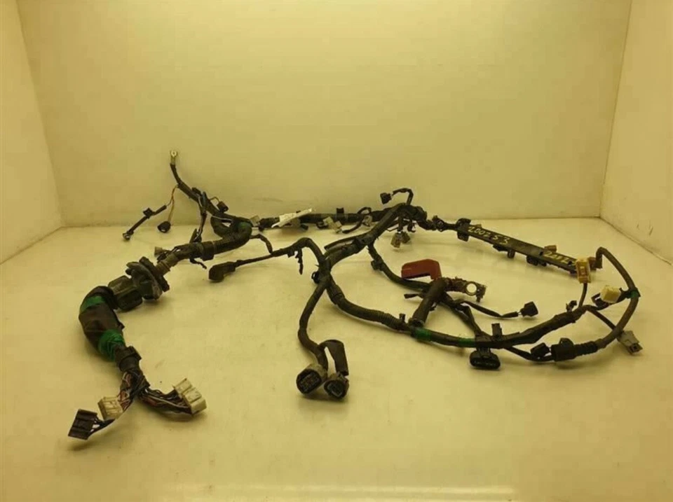 Conjunto de arnés de cables de motor Toyota Corolla CE LE S 2003-2004 82126-02020 Foto 1 de 1