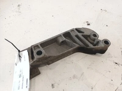 Vauxhall Vectra C Diesel 2002-2010 Rear engine mount bracket 9156953 - Image 1 of 3