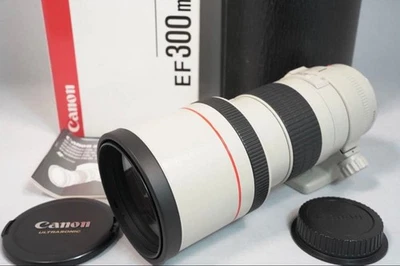 CANON LENS EF 300mm F/4 L USM WITH CASE 985014 - Image 1 of 4