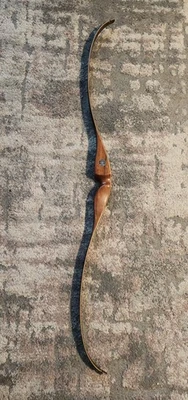 Vintage Shakespeare Sierra X-18 Recurve Bow 52" 45# - Image 1 of 4