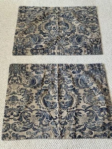 Pottery Barn Lot Of 2 Linen Cotton Blue Beige Floral Pillow Cover 26”x 20” - Picture 1 of 9