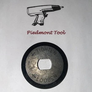 Abrazadera exterior DeWalt para modelos de sierra DeWalt, parte # 151962-01 - Imagen 1 de 2