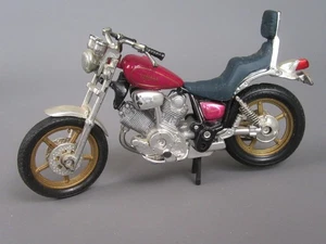 C788 Maisto Yamaha Virago VX1000 1989 Motorcycle Purple 1:18 - Picture 1 of 12