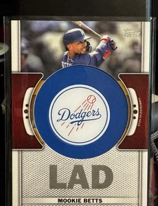 2023 Topps Series 1 Mookie Betts Team Logo Patch Relic Card TLP-MB - Picture 1 of 2