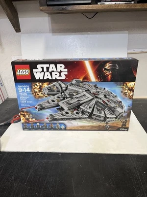 LEGO Star Wars: Halcón Milenario (75105) Foto 1 de 4