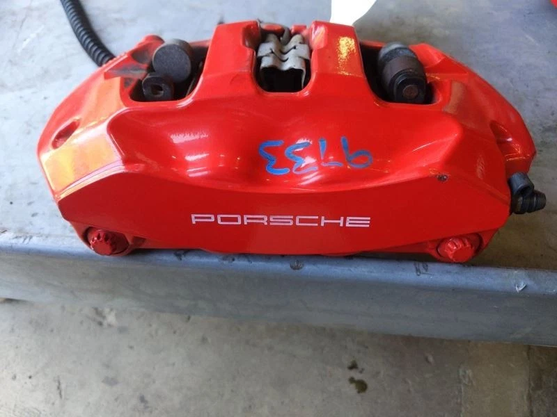 Pinça de driver traseira GTS pintada de vermelho compatível com 11-18 PORSCHE CAYENNE 757510 - Imagem 1 de 4