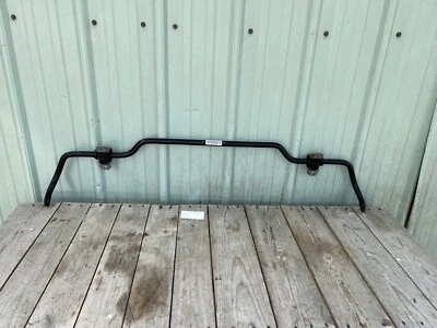 Barra estabilizadora trasera estabilizadora Volkswagen Passat 2012-2015 3,6 L OEM. Foto 1 de 4