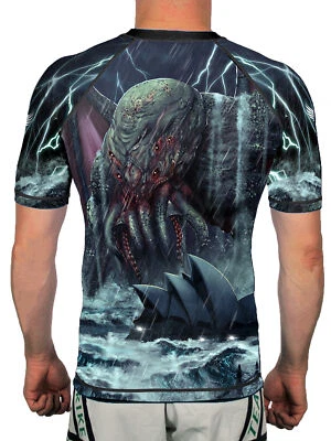 Raven Fightwear Men's Cthulhu Rises Short Sleeve Rash Guard MMA BJJ Black  - Image 1 of 3