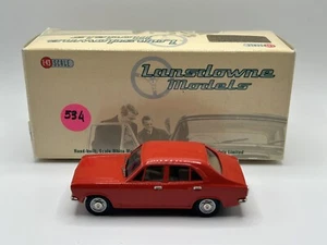 Hillman Avenger 4 Door 1970 Firebrand Red 1:43 Lansdowne LDM35 De Luxe 534 - Picture 1 of 17