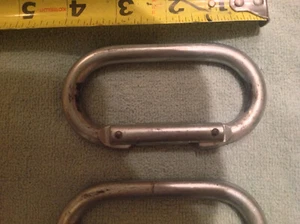 2 each 4 inch Oval Heavy Duty Carabiner 3 each 1 1/2 inch Small Carabiner - Picture 1 of 14