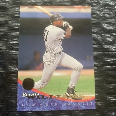 1994 Leaf - #4 Bernie Williams - Image 1 of 2
