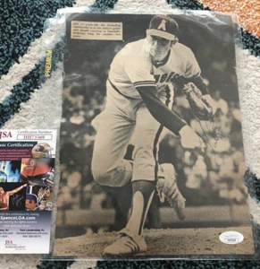 Nolan Ryan signed Anaheim Angels 8.5x11 Magazine page clipping JSA COA - Picture 1 of 1