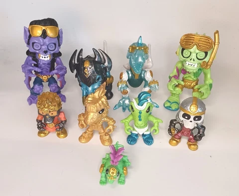 Treasure X Extinct Beasts & Swamp & Count & More Figures Lot of 9 Cover
