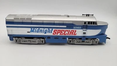 TYCO 1060 Midnight Special Diesel Locomotive HO Scale - Image 1 of 4
