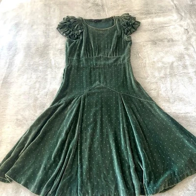 Vestido Marc Jacobs Rayón Seda Terciopelo Punto Manga Volantes Verde Forrado 4 MJ1225248 Foto 1 de 4
