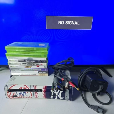 Consola Xbox 360 blanca New York Skin con juegos.  (Sin mandos) Foto 1 de 4