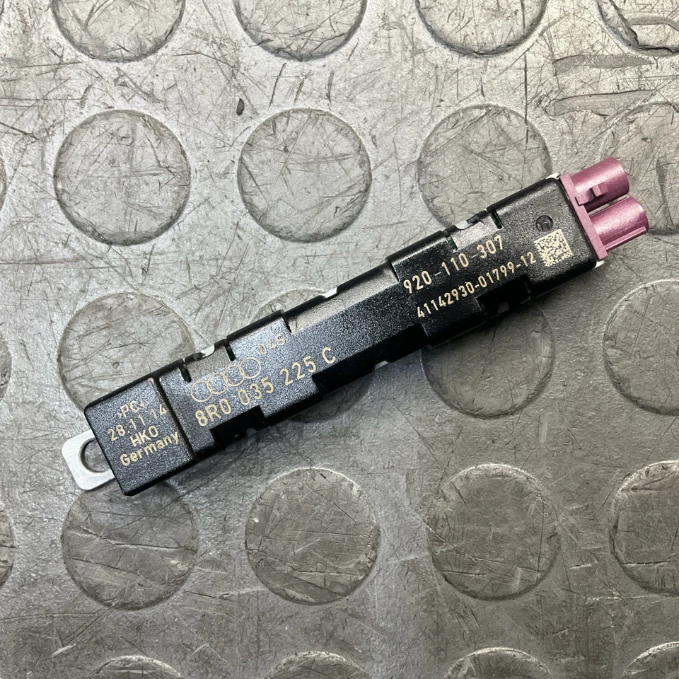 Módulo amplificador/amplificador de antena inferior Audi Q5 2010-2017 OEM Foto 1 de 4