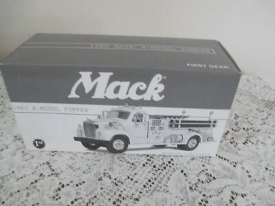 Mack 1960 B-model pumper 1/34th scale die-cast metal replica New In  Box - Image 1 of 4