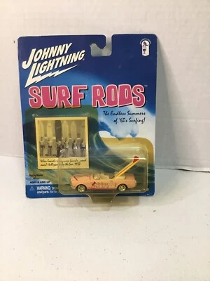 Johnny Lightning Surf Rods 1965 Ford Mustang Convertible Bikini Beach  - Image 1 of 3