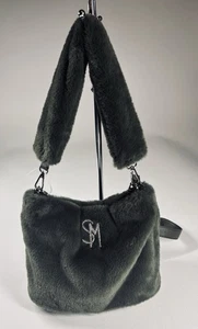 Steve Madden Juniper Kunstfell Schultertasche grün Plüsch Logo neu mit Etikett Winter Chic 79 $ - Bild 1 von 7