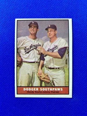 1961 Topps #207 Dodger Southpaws Los Angeles Dodgers mid-level EX-MT+  B61#207A1 - Image 1 of 2