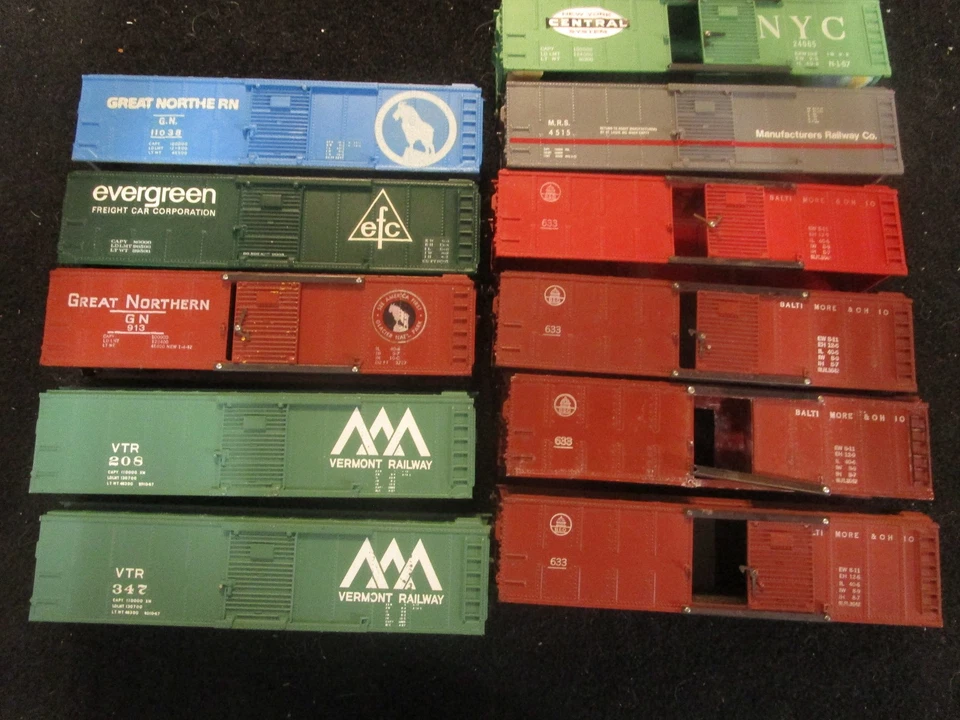 Eleven S Gauge 40' Box Car Shells by American Flyer (TJ) - Image 1 of 2