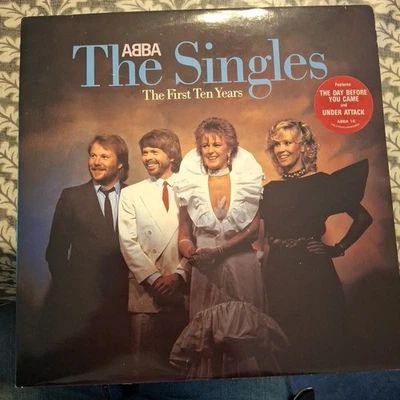 ABBA "ABBA THE SINGLES THE FIRST TEN YEARS" DOUBLE VINYL LP 1982 NM - Image 1 of 4