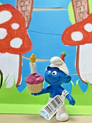 The Smurfs #20751 Birthday Smurf Cupcake Peyo Schleich Germany 2012 New Rare - Image 1 of 3