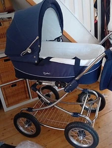Babystyle 'Arrue' large pram - Picture 1 of 16