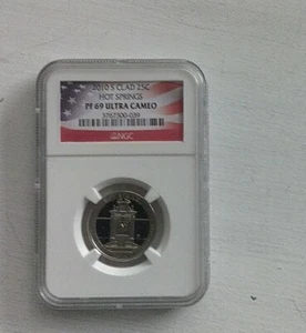 2010 S Clad Quarter Hot Springs PF 69 ULTRA CAMEO Finish - Picture 1 of 2