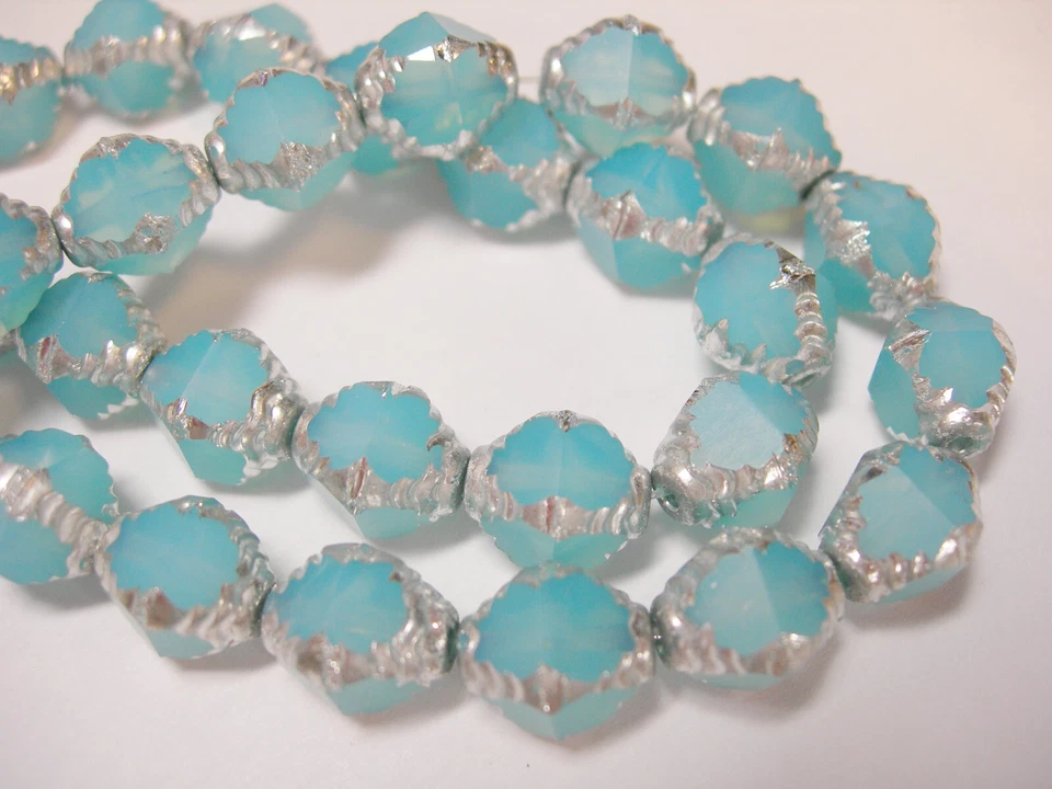 15 ópalo azul mate de vidrio checo de 10x8 mm con cuentas bicónicas plateadas Foto 1 de 1