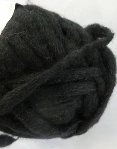 (99 €/kg): 100 g KOSMOS, f.megafetten Maschenspaß, SMC, Fb. 99 schwarz  # 3208 - Bild 1 von 2