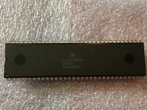 MC68000P10 IC MICROPROCESSOR 32-Bit 10 MHz CMOS PLASTIC DIP 64-PIN (LOT OF 1) - Picture 1 of 4
