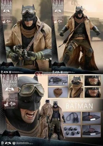 Hot Toys 1/6 Scale DC Knightmare Batman MMS372 - Picture 1 of 4