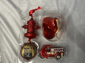 Departamento 56 Navidad VIDRIO SOPLADO BOMBERO ADORNO SET/4~Insignia/Hidrante/Casco/Camión - Imagen 1 de 5