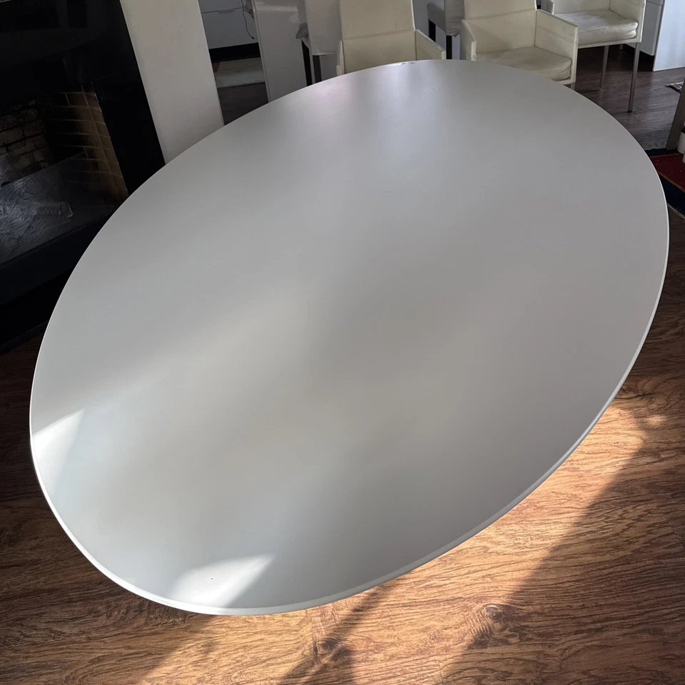 "Mesa Saarinen para Knoll 96"" SOLO Foto 1 de 4