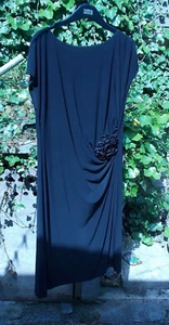TIANNA B BLACK ROSE DETAIL DRESS SIZE 16 - Picture 1 of 6
