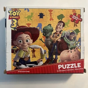Disney Toy Story 3 Buzz Lightyear, Woody Jessie Puzzle 100 Piezas ~10”x 9” Usado en Excelente Condición - Imagen 1 de 4