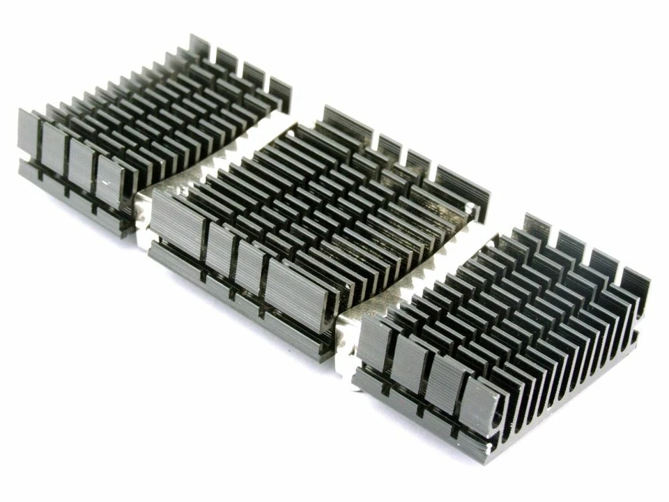 Intel Pentium Slot 1 SECC CPU Cooling Kühlkörper Heat Sink Prozessor 124x53x17mm - Bild 1 von 1