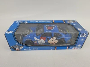 Disney Mickey Mouse 2004 NASCAR Daytona 500 Car 1:24 Scale - Picture 1 of 6