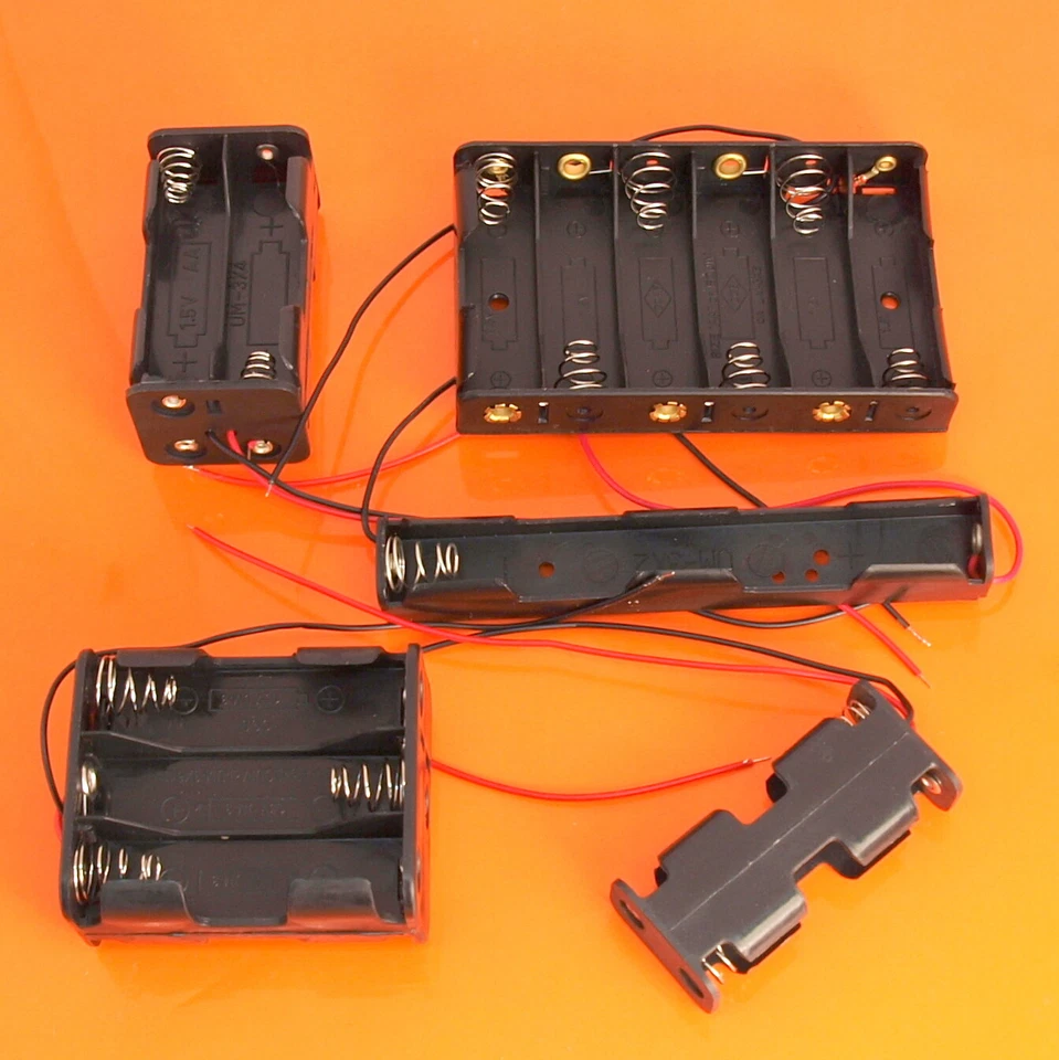 Quality AA Battery Holder 2 4 6 8 Position Open & Enclosed (6&8 Way with Switch) - Image 1 of 1