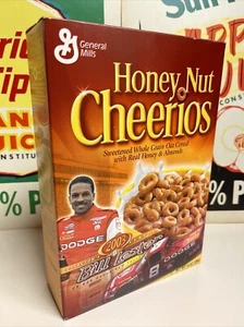 General Mills 2003 nuez de miel Cheerios billete de cereales Lester caja completa sellado de fábrica - Imagen 1 de 3