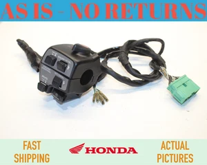 2001 - 2005 Honda GL1800 RIGHT HANDLEBAR CRUISE KILL OF START SWITCH OEM - Picture 1 of 10