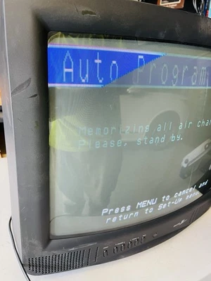 Zenith 19" TV CRT B19A02D Retro Gaming TV ~NO Remote 19" Color Stereo 1999 - Image 1 of 4